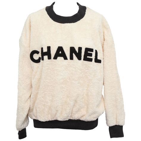 Chanel vintage sweater